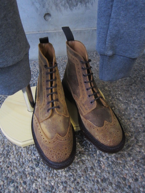 人気のOLD DERBY より・・・BLUE WOOL CARDIGAN!★!_d0152280_2514995.jpg