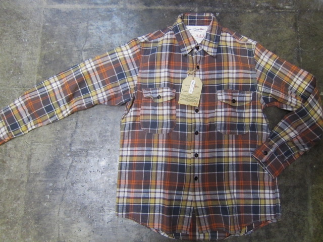 Kato BASIC　＆　Kato AAA 。。。SHIRTS、シャツ、しゃつ、、、！★！_d0152280_21102211.jpg