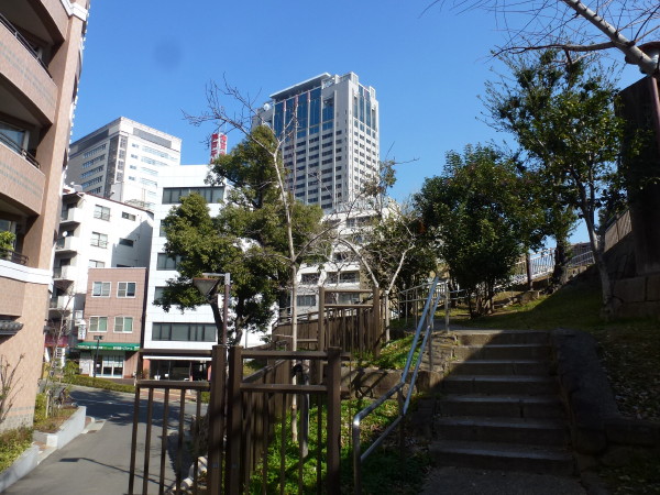 花隈城跡（花隈公園）　on　2014-1-29_b0118987_11310234.jpg