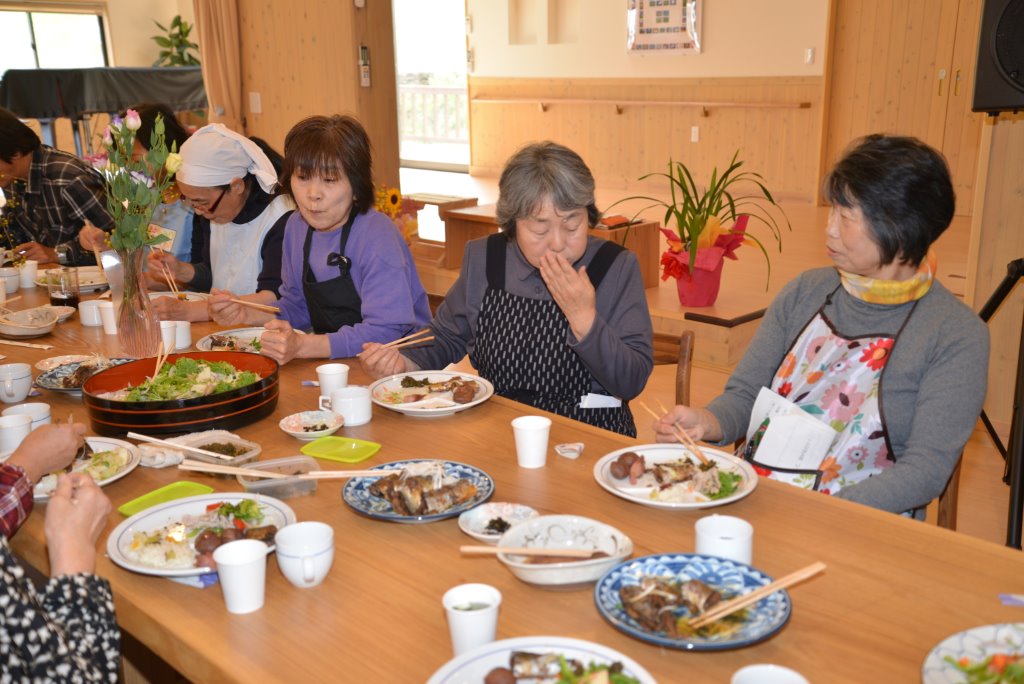 女性会員対象に、気仙茶を使った料理教室を開催しました！_d0330997_1822448.jpg