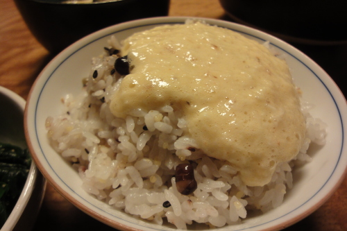 お利口晩ご飯　土鍋で雑穀米・・・自然薯とろろごはん！！めっちゃ最高やわ～！！_e0221199_14165004.jpg