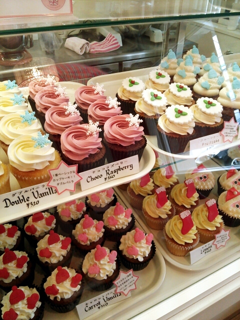 ロンドンカップケーキ（London Cupcakes）（金沢市西念）_b0322744_20062369.jpg