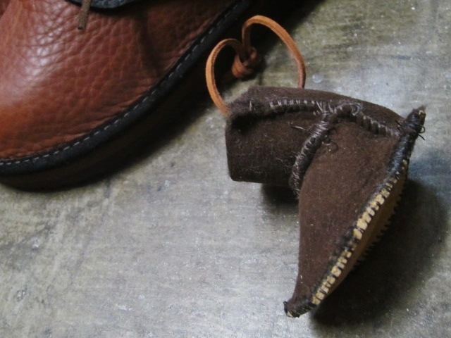 THE SANDAL MAN ・・・ LACE UP SHOES (BULL HIDE LEATHER CRAZY 別注)★★★_d0152280_0455523.jpg