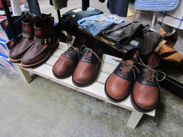 THE SANDAL MAN ・・・ LACE UP SHOES (BULL HIDE LEATHER CRAZY 別注)★★★_d0152280_0492496.jpg