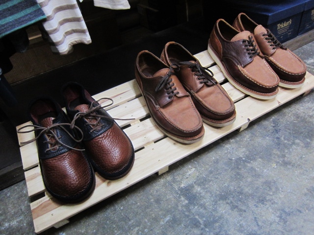 THE SANDAL MAN ・・・ LACE UP SHOES (BULL HIDE LEATHER CRAZY 別注)★★★_d0152280_0494554.jpg