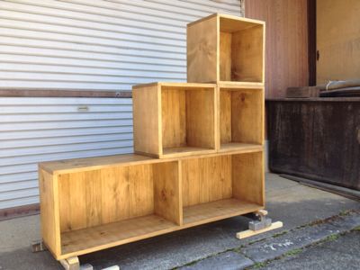 階段状のラック納品 Handmade Carpentry Ayustyle