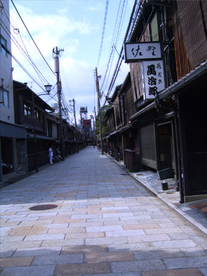 京都、小道を行く_a0079315_19433298.jpg