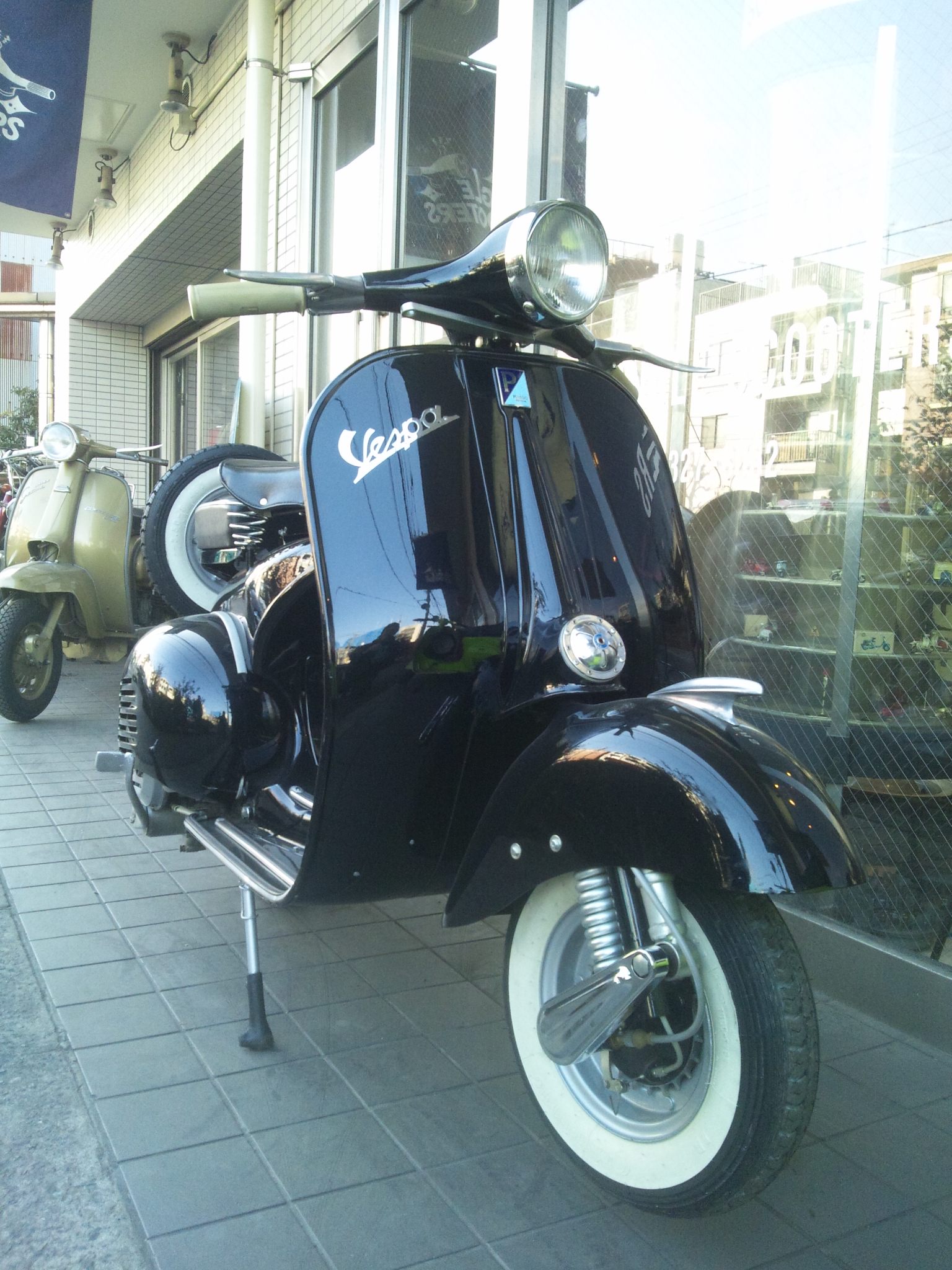 1957年 Vespa 150 VB1  入庫！_f0123137_15571277.jpg