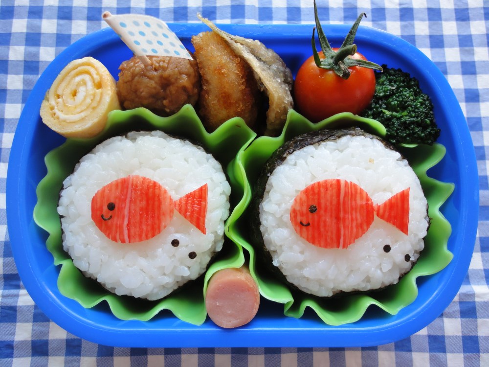 キャラ弁＊赤いお魚のお弁当♪_f0285497_17533212.jpg