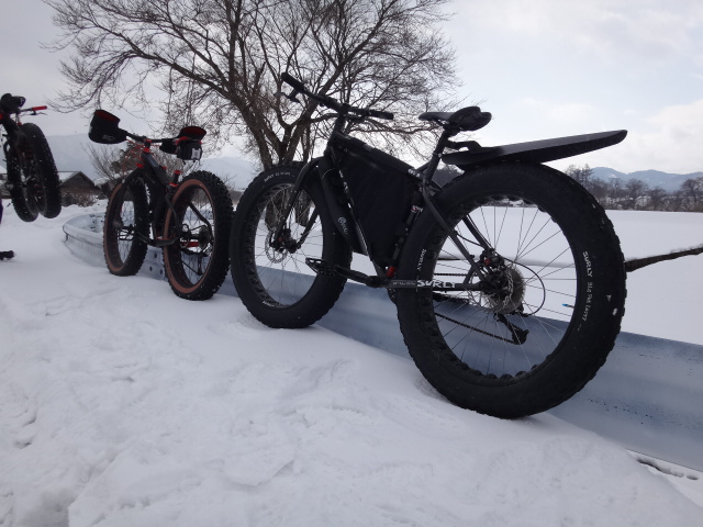 ファットバイクで雪遊び　２０１４年２月_c0132901_2052373.jpg