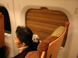 熊本美術散歩　1．九州新幹線の初体験_b0044404_22254437.jpg