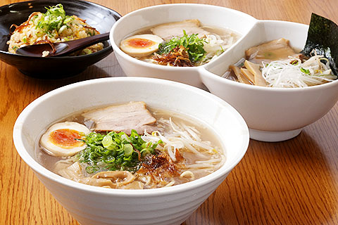 らーめん極味@倉吉 ★☆ (中華そば&ラーメン)_f0080612_16435399.jpg