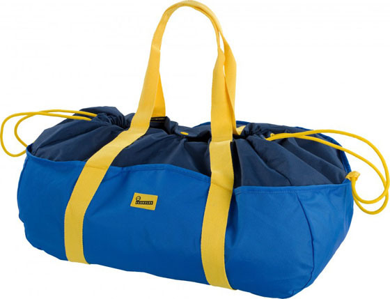 ◆祝!山下晃和さん Crumpler Ginza 1日店長、そして恒例松屋「世界の中古カメラ市」_b0008655_23215570.jpg
