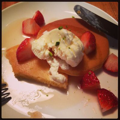 パンケーキやらナンシーやら_b0065587_2046520.jpg