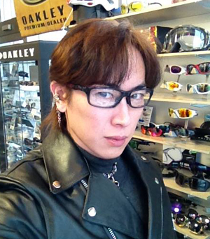 より幅広い年代に提案する新スポーツ対応フレーム・OAKLEY CROSSLINK RANGE発売開始!_c0003493_10153834.jpg