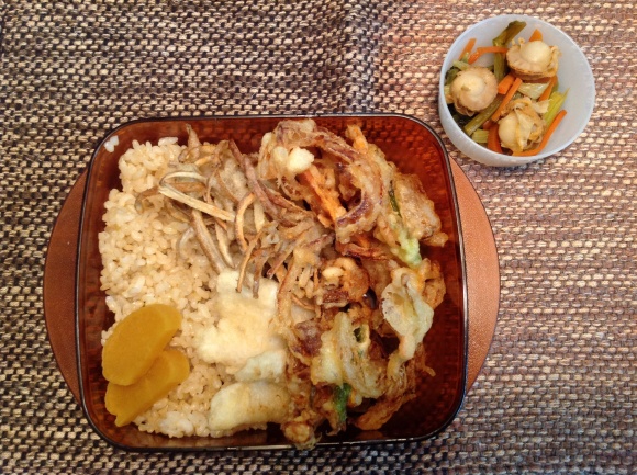 夕食用お弁当  キスの天ぷら_f0314196_21285932.jpg