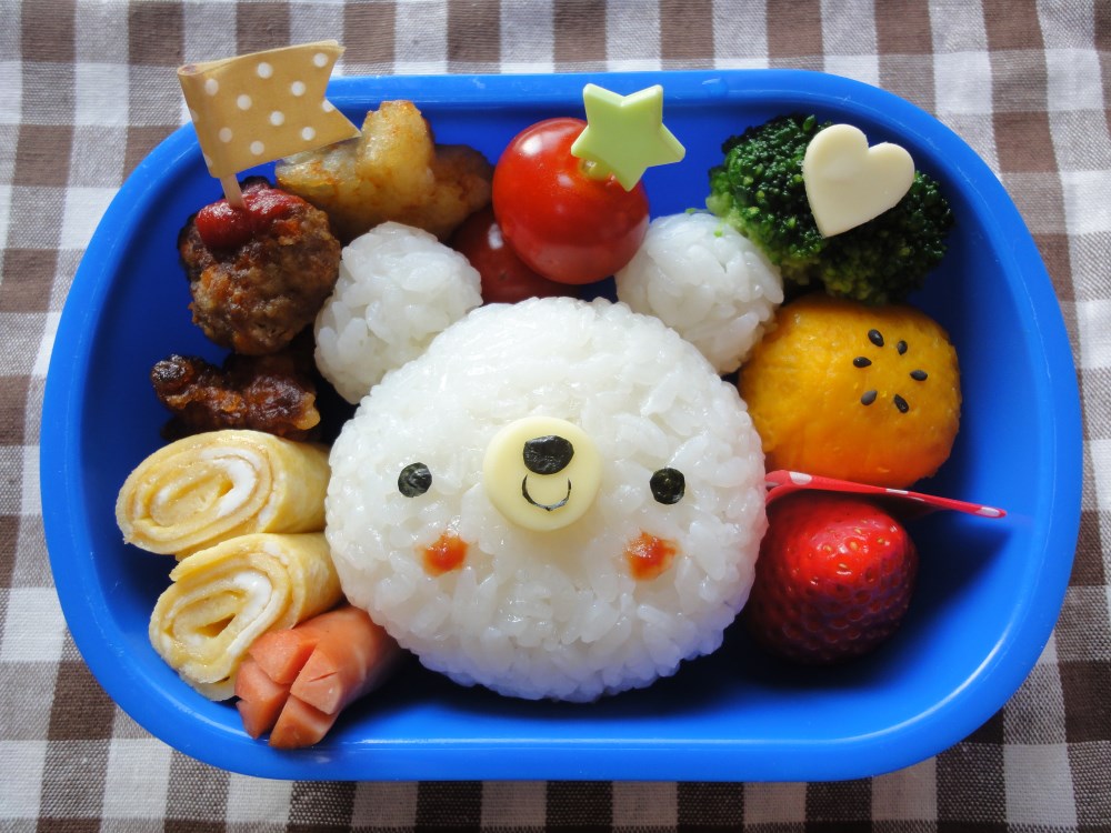 キャラ弁＊白くまさんのお弁当☆_f0285497_1820455.jpg