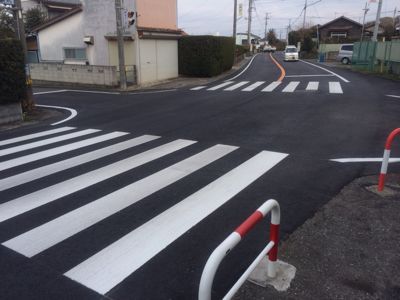 笠名〜大賀方面の道路舗装、塗装進む_b0211757_14435055.jpg