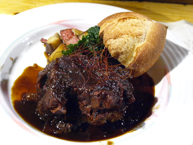 シチューとステーキの店 ダン・ドゥ・リヨン その8(エゾ鹿シチュー)_d0153062_8132788.jpg