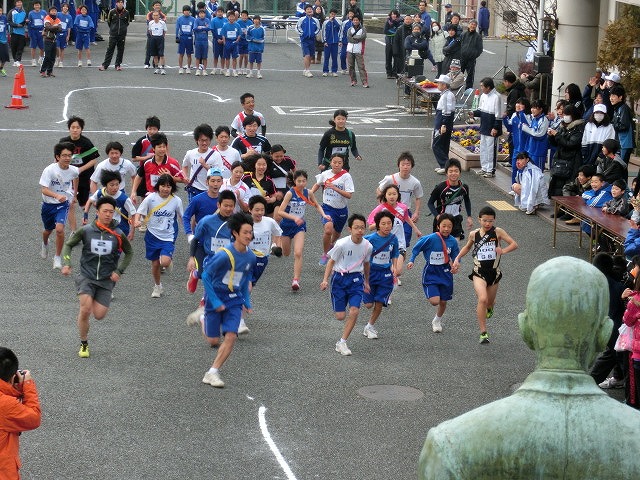 富士山の日に駆け抜けた「今泉駅伝」_f0141310_7103061.jpg