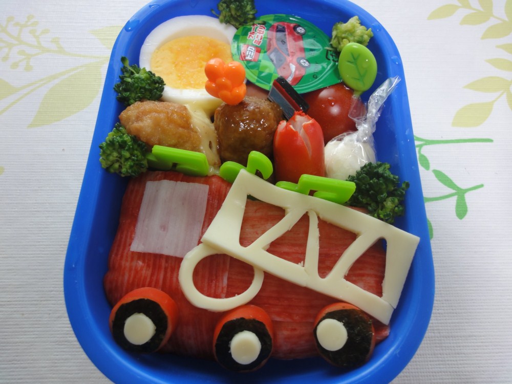 キャラ弁 消防車お弁当 男の子のお弁当 子連れハワイ旅行blog