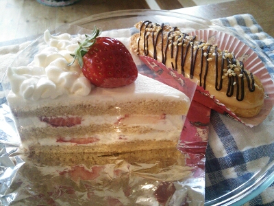 今日のケーキです。_e0170128_1026265.jpg