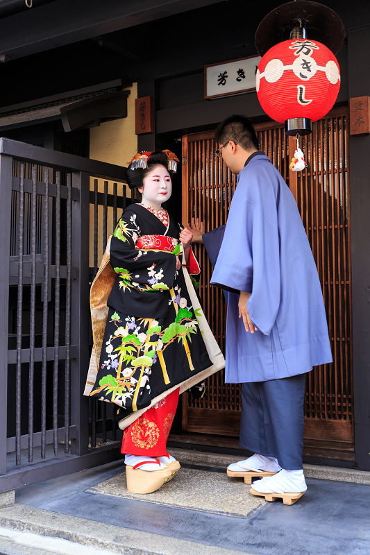 福嶋・紫乃さんお見世出し(祇園甲部)_f0155048_23352742.jpg
