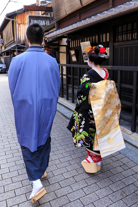 福嶋・紫乃さんお見世出し(祇園甲部)_f0155048_23354653.jpg