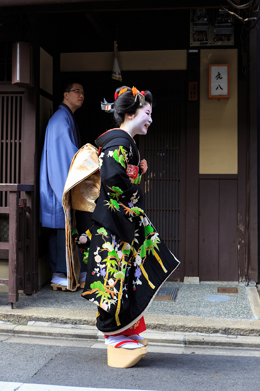 福嶋・紫乃さんお見世出し(祇園甲部)_f0155048_2341783.jpg