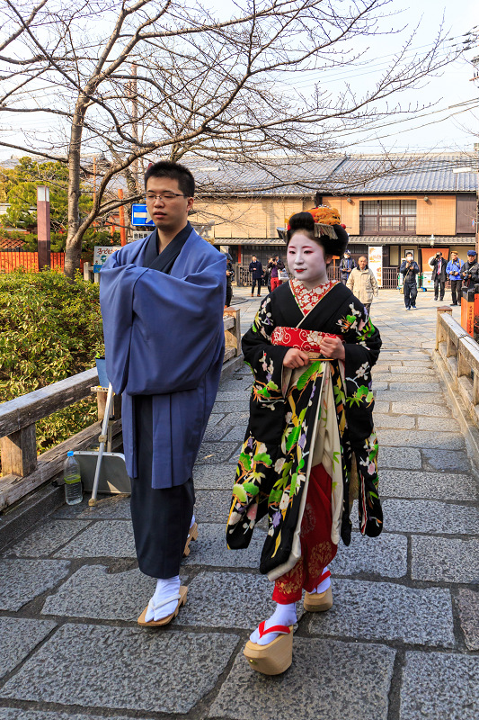 福嶋・紫乃さんお見世出し(祇園甲部)_f0155048_2344185.jpg
