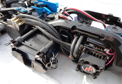 TAMIYA M-05 RWDドリフト車 : 走るマシーン