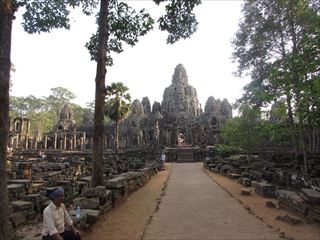 Cambodia travel in February 2014 Day1 Lunch - Ankor Tom - Sunset at Ankor Wat - Dinner Show_c0002171_21271293.jpg