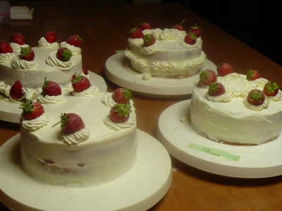 3月1日(土) いちごのショートケーキ_d0138307_22223041.jpg