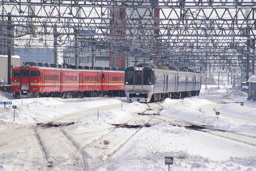 札駅にやってくる列車を撮影_b0283432_21505324.jpg