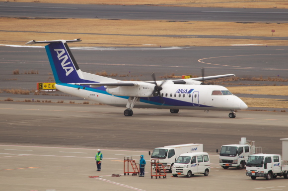 取り敢えず飛行機の写真でも・・・_a0219140_13305807.jpg