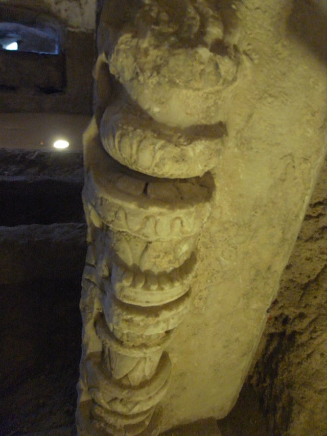 Catacombe di San Gennaro_c0181142_11953100.jpg