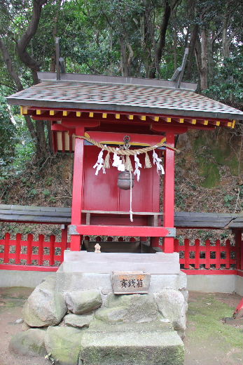 【高倉神社】　大楠の巨木と神功皇后お手植の「逆さ杉」の綾杉_c0011649_10135572.jpg