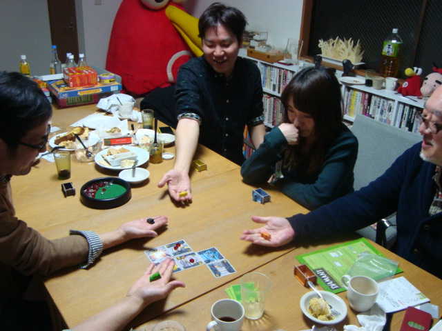 ボードゲームは、「人間力」が試される。_f0232060_1215130.jpg