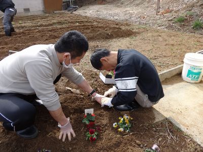 2/28 花植え ✿ クッキー作り_a0154110_1082157.jpg