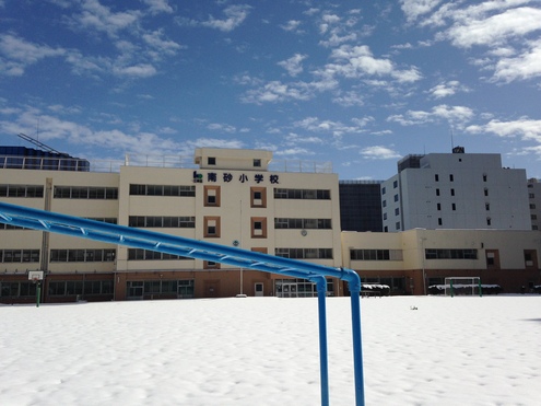 e0047216_8134479.jpg