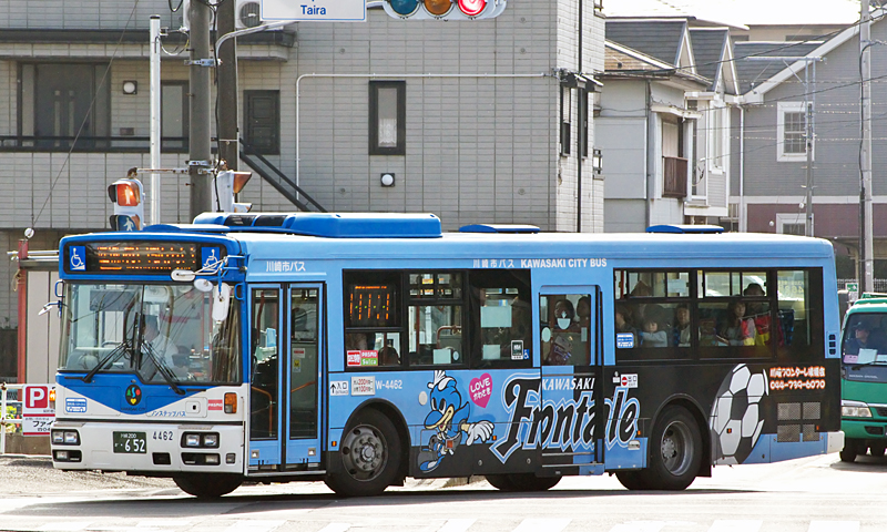 川崎市交通局 W-4462 川崎フロンターレ : FB=Favorite Bus