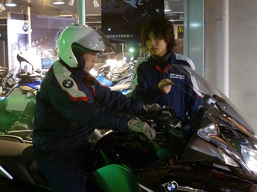 試乗インプレッション№3　R1200RT_e0254365_2126288.jpg