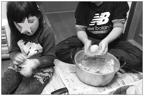 子どもと一緒に味噌作り_c0293787_1251208.jpg