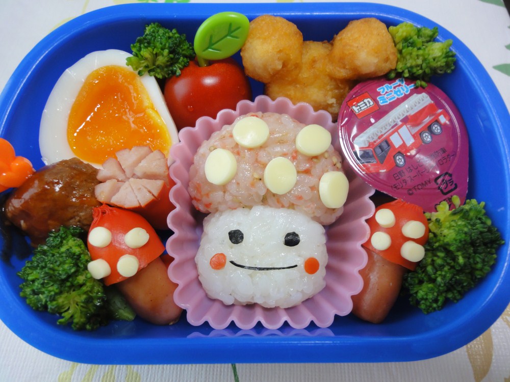 キャラ弁 きのこ 秋お弁当 子連れハワイ旅行blog