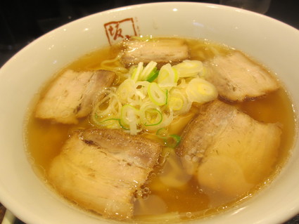 雨の中、突然「ラーメン」がひらめいた!@喜多方ラーメン坂内_c0212604_22252854.jpg