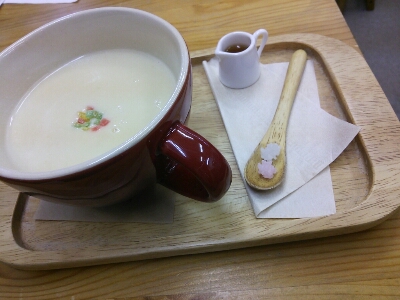 まろーんおばさんの部屋_e0170128_8275550.jpg