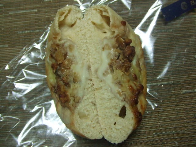 B&B ハニーチーズベーグル~ゴルゴンゾーラ風味~_f0076001_117249.jpg