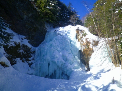 氷瀑の善五郎の滝。_f0182173_1802134.jpg