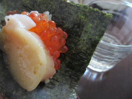 手巻寿司と「越後桜」_c0212604_1472048.jpg