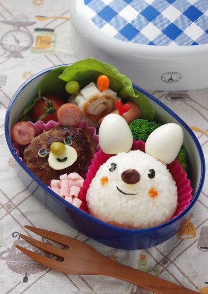 うさぎちゃんおにぎりとくまさんハンバーグのお弁当 Cafeごはん ときどきおやつ